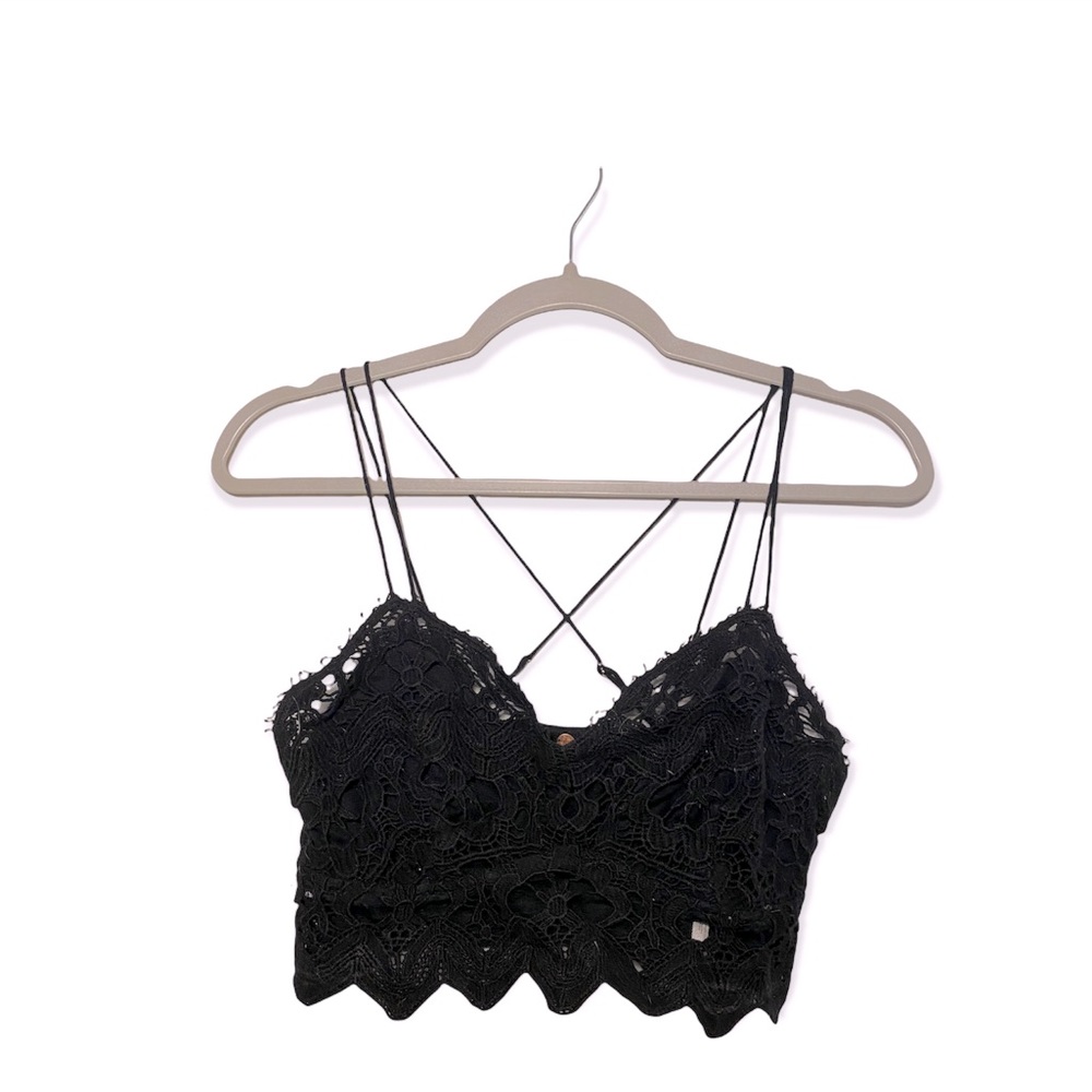 Free People FP One black cross back Ilektra bralette!
